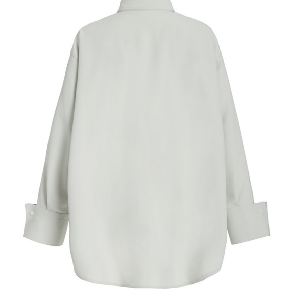 NWOT Oversized Crepe Shirt in small - Picture 2 of 7